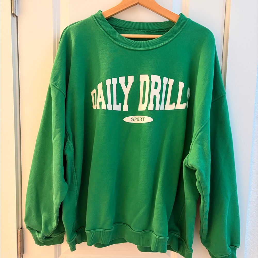 Kelly Green oversized sport crew